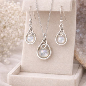 orecchini riflesso lunare – perle opalescenti (set goccia di luna)